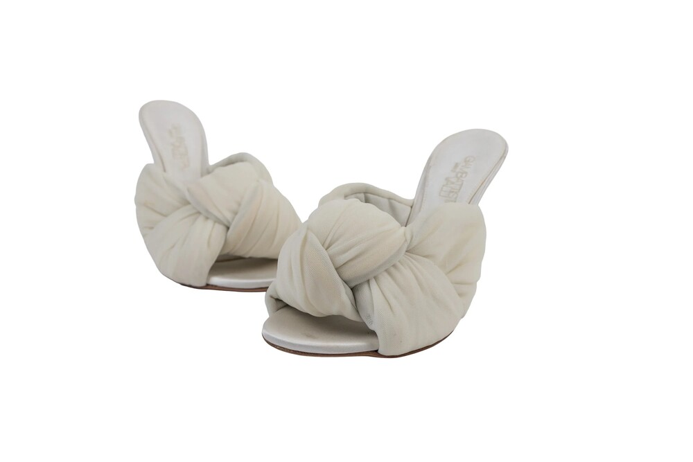 Giambattista Valli White Tulle Knot Mules Size 38.5